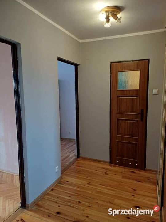 Sprzedam mieszkanie 3 pokojowe 5756m2 oddzielna kuchnia Tarnobrzeg