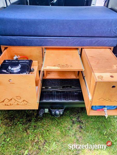 Renault Trafic 9 osób kampervan kamper Rok produkcji 2015 świętokrzyskie Sędziszów