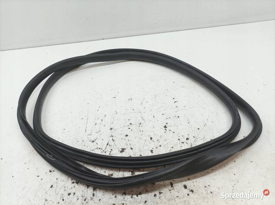 USZCZELKA DRZWI PRAWYCH KAROSERYJNA Volvo C30 I osobowe Części samochodowe