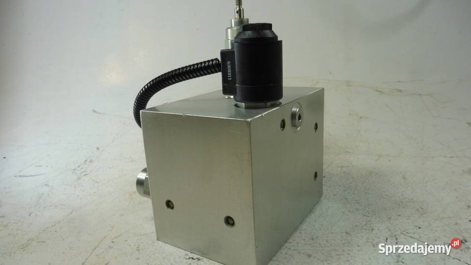 ELEKTROZAWÓR BLOK HYDRAULICZNY 665385 BOBCAT Wąchock