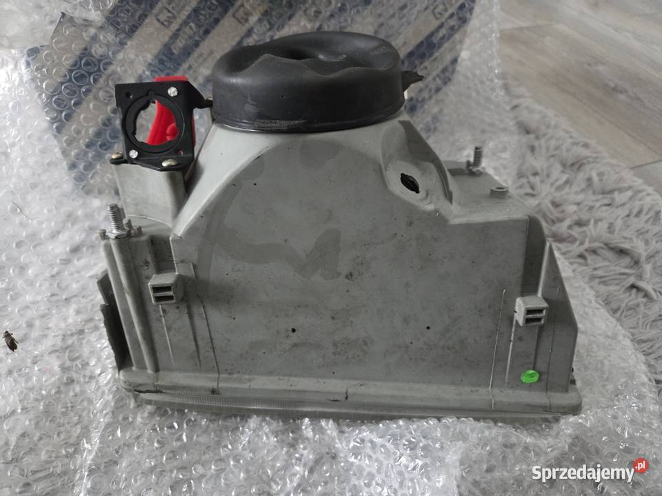 Reflektor lewy Fiat Uno nowy oryginalny sprzedam