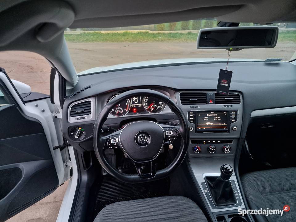 Vw Golf VII20TDISalonPL1włascicielPełen servis światła przeciwmgielne pomorskie Niestępowo sprzedam
