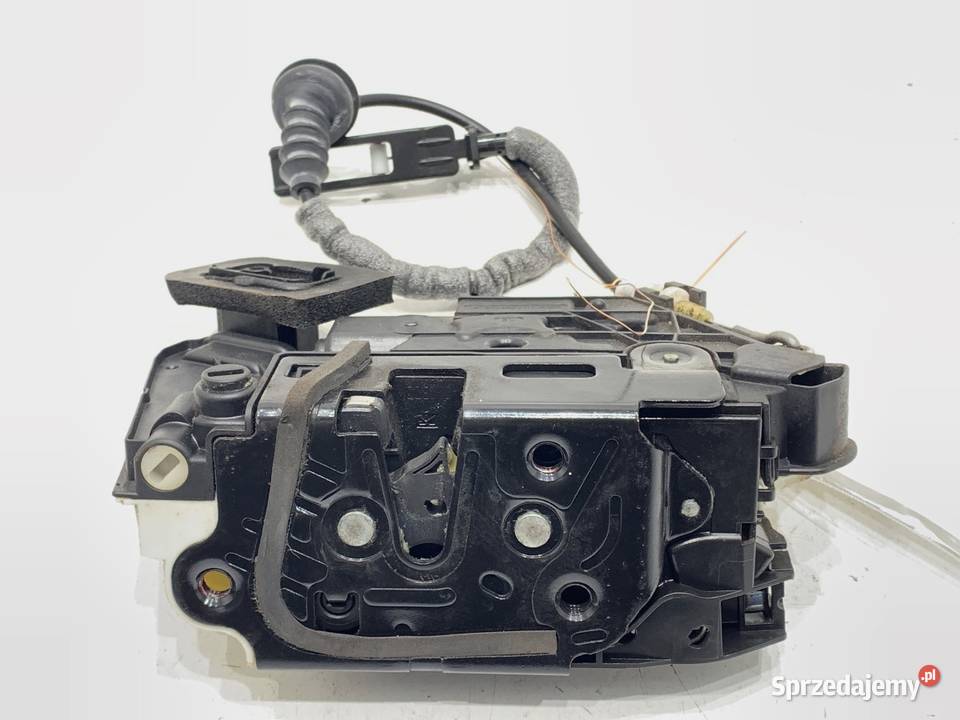 ZAMEK DRZWI LEWY TYŁ VW GOLF VII Hatchback sprzedam