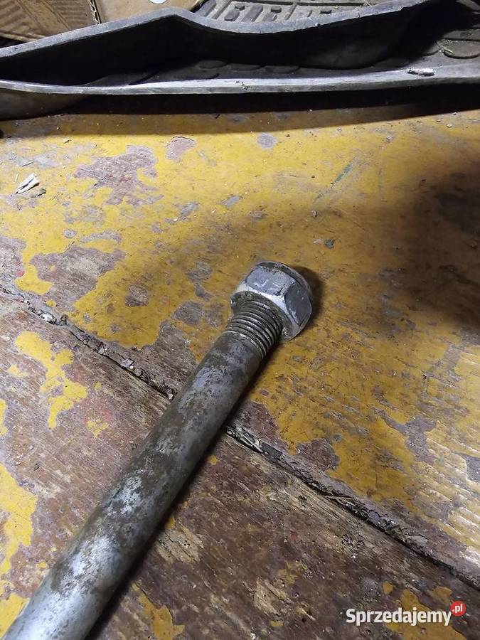 Aprilia Pegaso 125 śruba Ośka wahacza wahacz