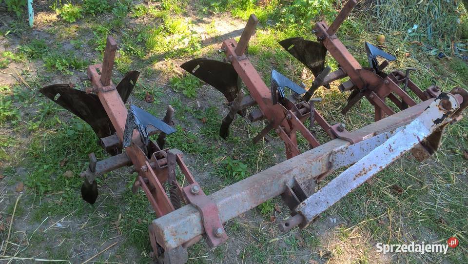 Obsypnik do ziemniaków 3rzędowy Radełka Opielacz Bogucin