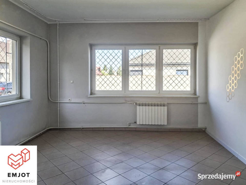 sprzedaży lokalu Zduńska Wola 200m2