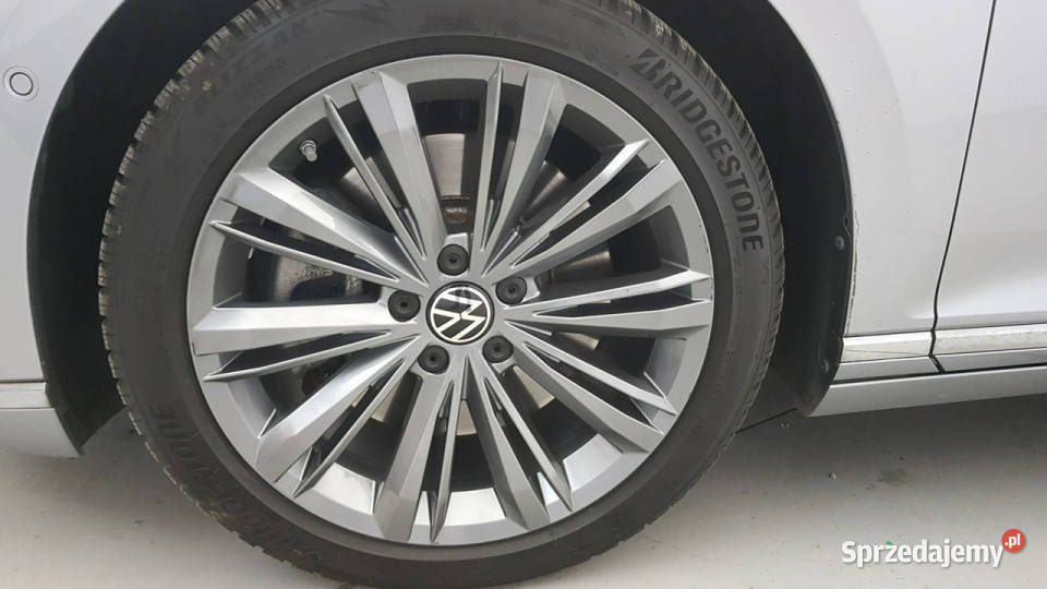 Volkswagen Passat 20 TSI 4motion Elegance DSG Z Warszawa sprzedam