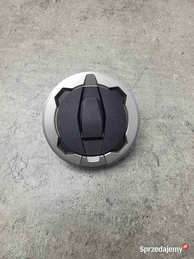 Kawasaki Z900 Z 900 2025 wlew paliwa korek Nowy Tomyśl