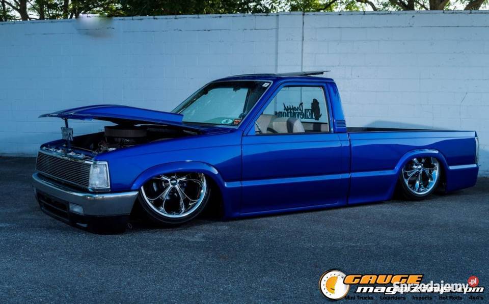 mazda b 2200 22 diesel pickup manualna Opole