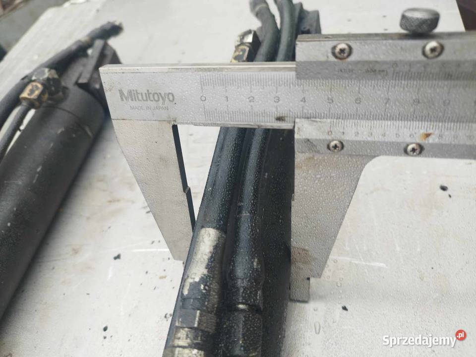 Siłownik hydrauliczny Złożony 40 rozciągnięty Pozostałe Strzyżew