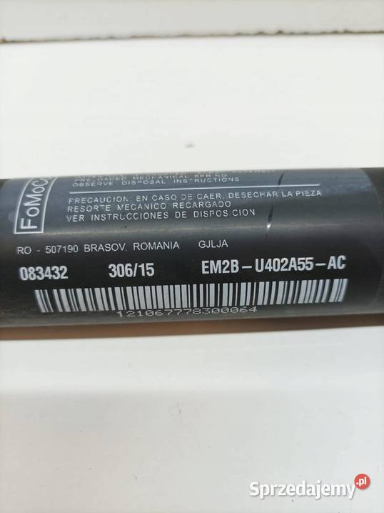 SIŁOWNIK KLAPY BAGAŻNIKA LEWY TYŁ EM2BU402A55AC