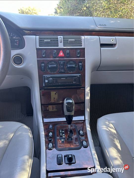Mercedes W210 Automat odnowie film Rok produkcji 2001 Szczecin sprzedam