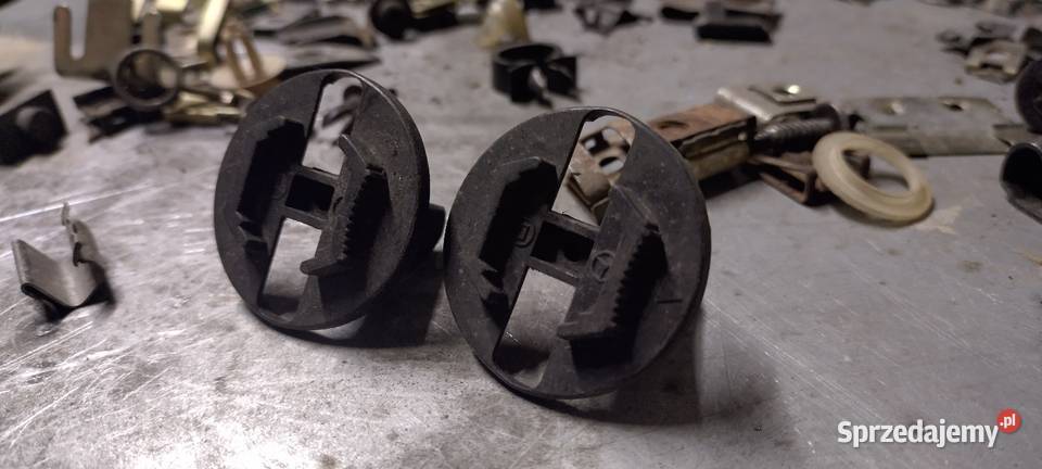 W124 Mercedes mocowanie lamp przednich Pietrowice Wielkie