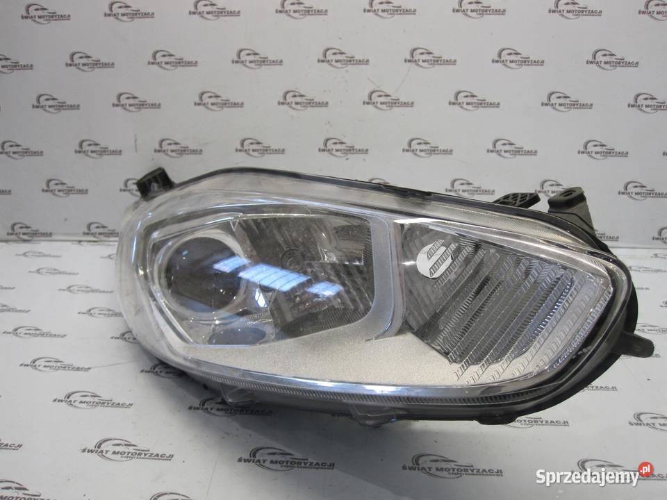 FORD FIESTA MK7 VII LIFT lampa prawa przód świętokrzyskie