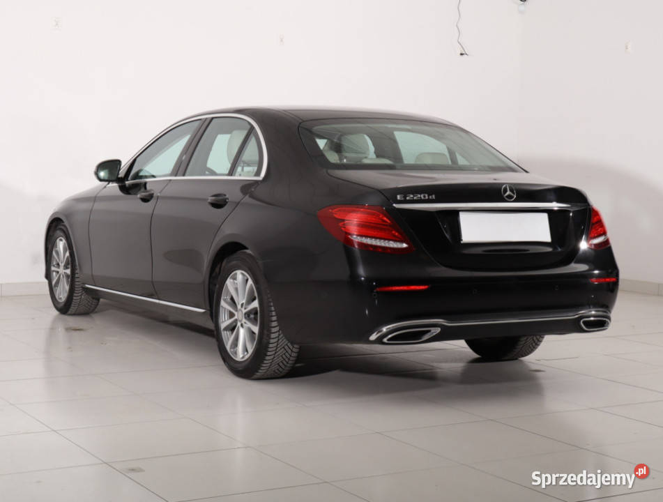 Mercedes E E 220 d światła LED Piaseczno sprzedam