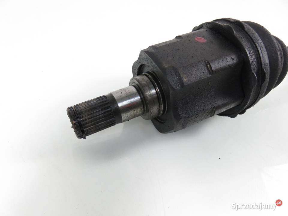 PÓŁOŚ PRAWA PRZEDNIA KIA CEED I 16 CRDi