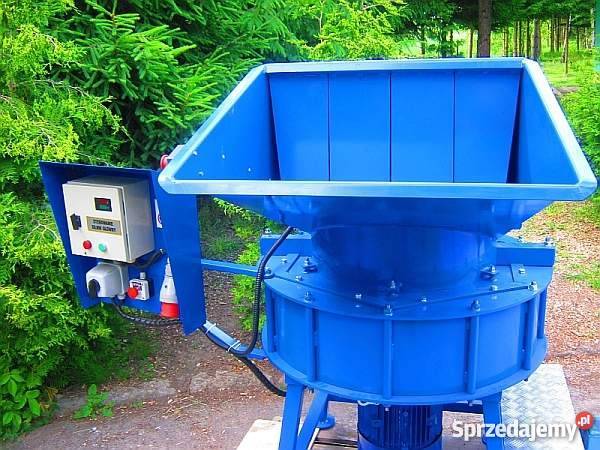 RĘBAKOMŁYN NOŻOWO BIJAKOWY z dwoma zasypami Moc Izdebki