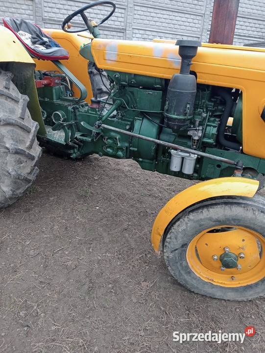 sprzedam Ursusa c330 Myszków sprzedam