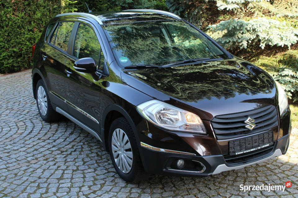 Suzuki SX4 SCross Benzyna 120 4x4 Przebieg 108 lakier metallic SX4 S-Cross dolnośląskie Lubań