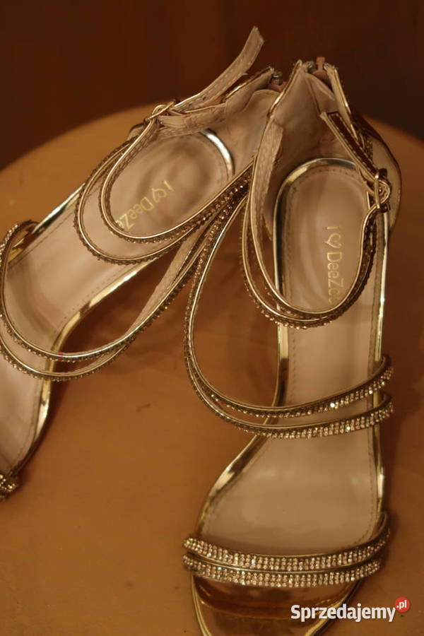 Damskie buty sandały firmy DeeZee 38 Siedlce