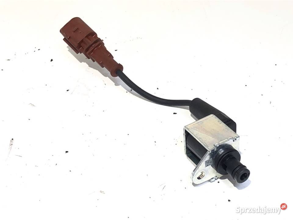 ELEKTROZAWÓR POMPY WODY AUDI Q5 FY 156047802KT