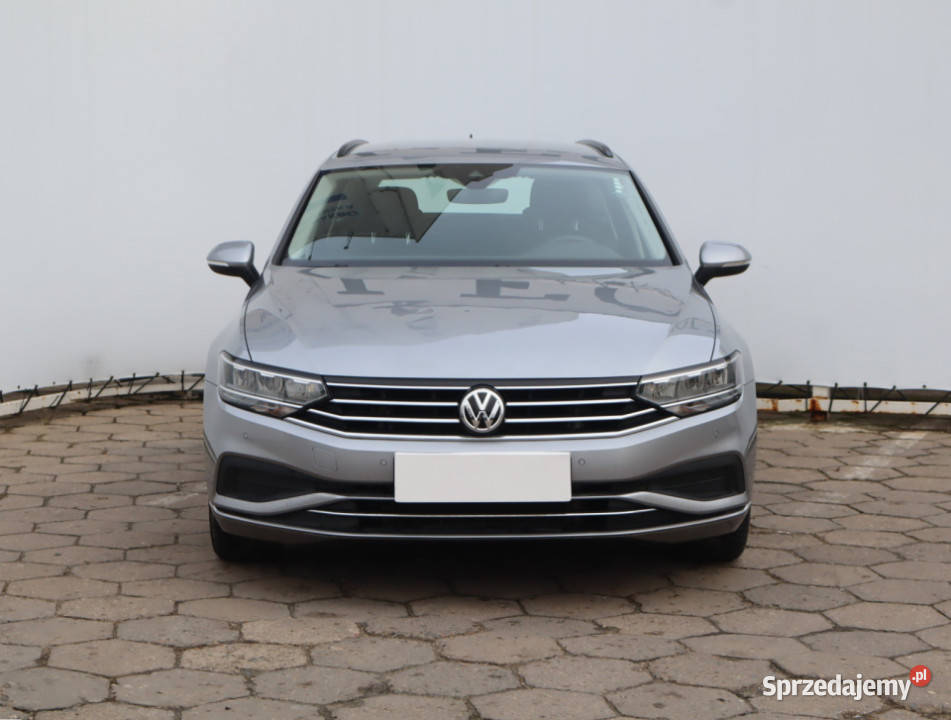VW Passat 15 TSI szary Passat Łódź