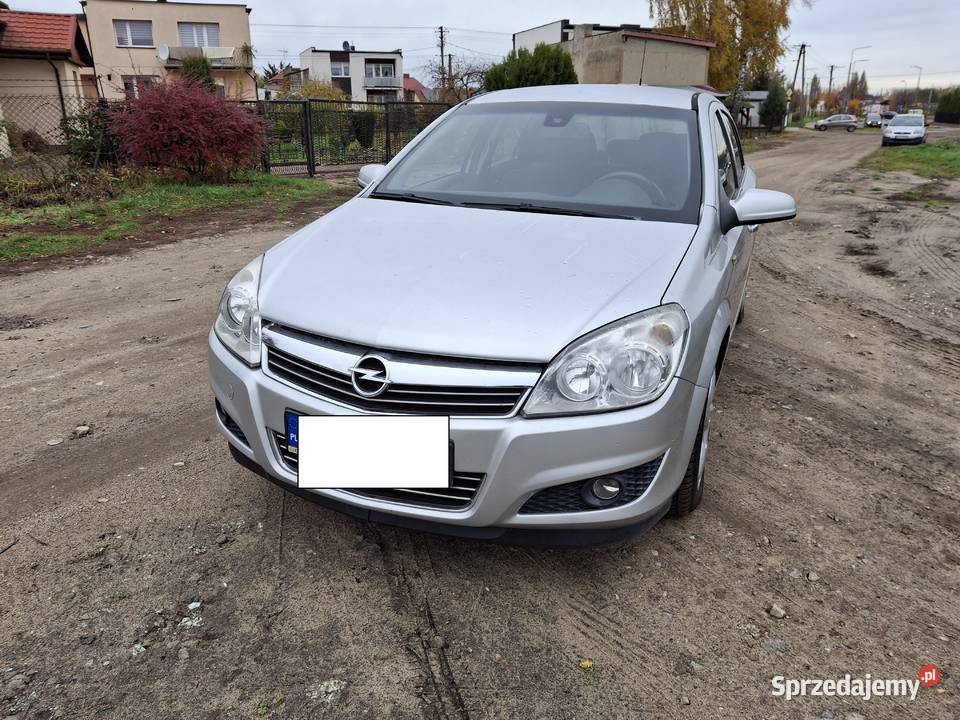 Opel Astra 16 Kutno