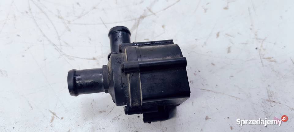DODATKOWA POMPA WODY ZAWÓR AUDI A4 B8 06H121601J