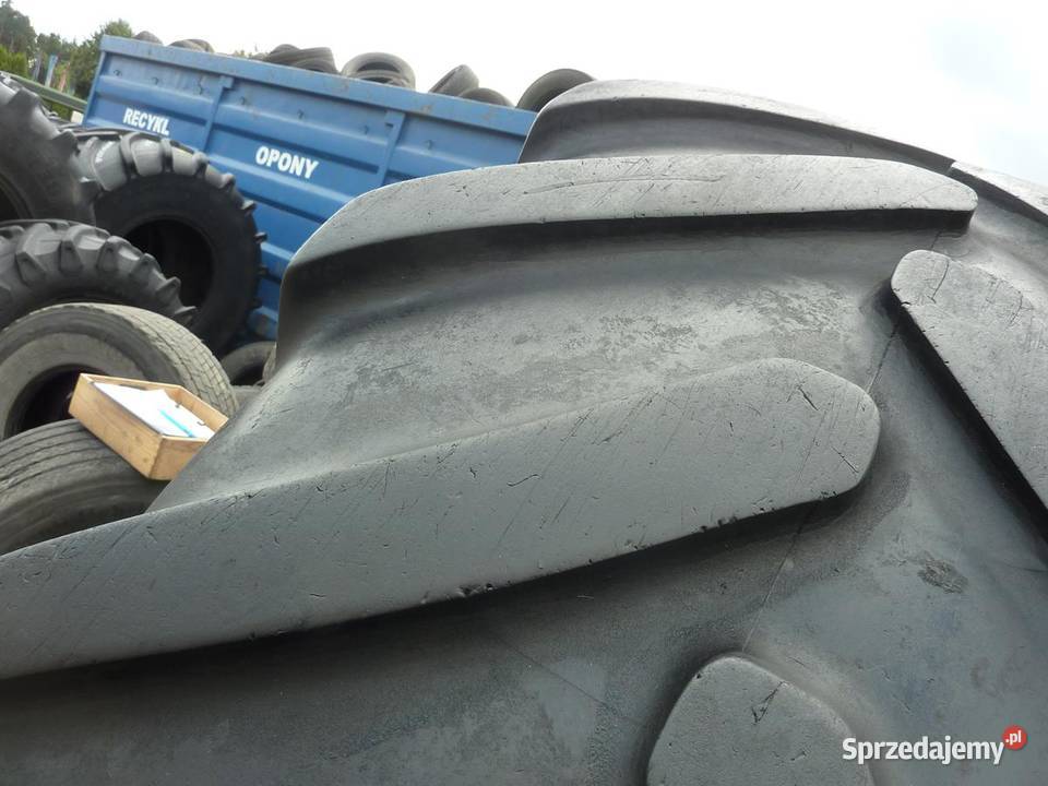 2x Opona używana rolnicza 65065R42 MICHELIN 2000 Zaścianki sprzedam