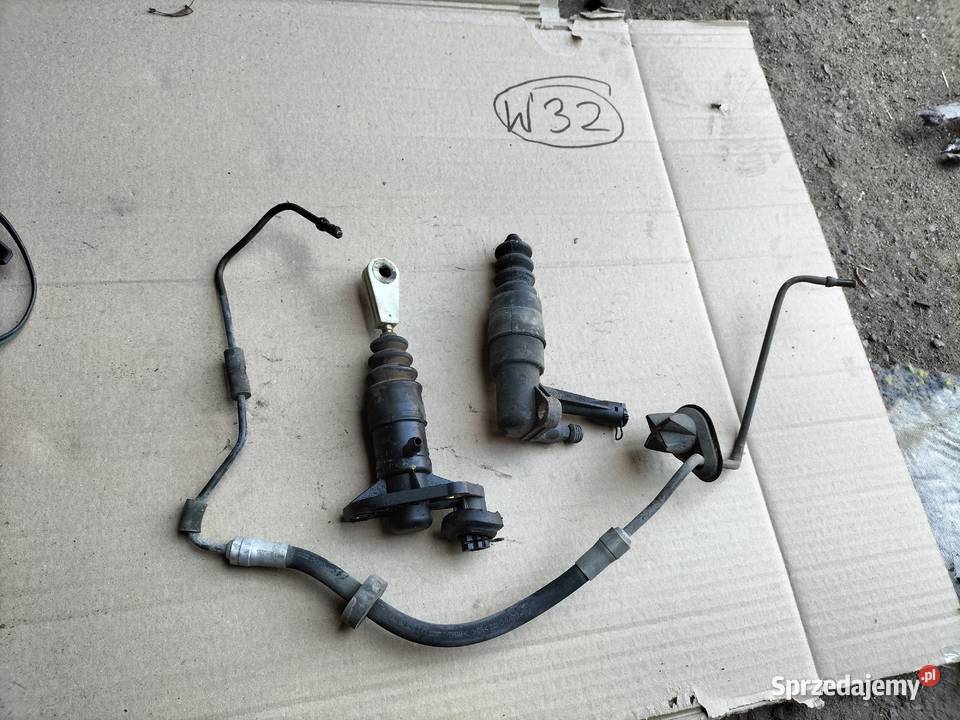 AUDI A4B5 A4 B5 19TDI POMPKA SPRZEGŁA Kamień-Kolonia sprzedam