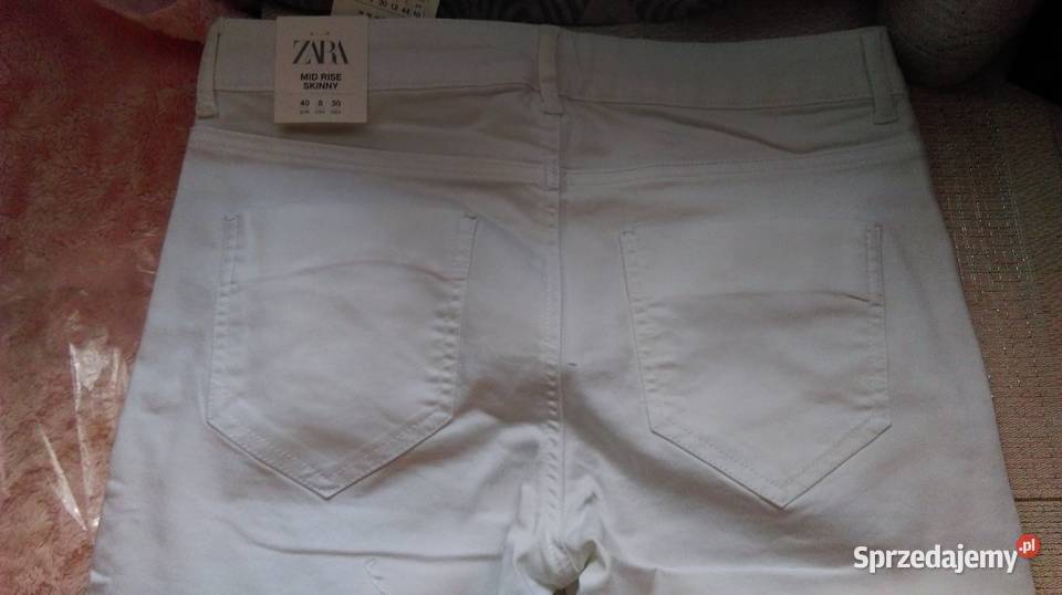 40 ZARABiałe spodnie rurki ze zdobieniem z Kraków