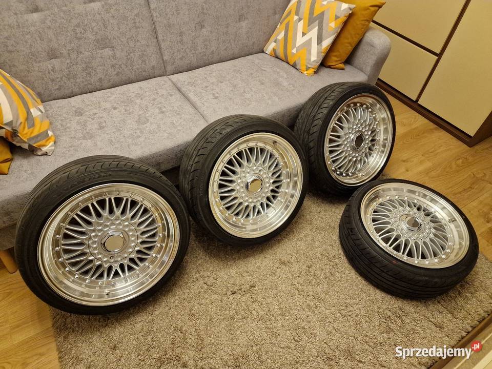 Felgi JR9 4x100 17 Samochodowe