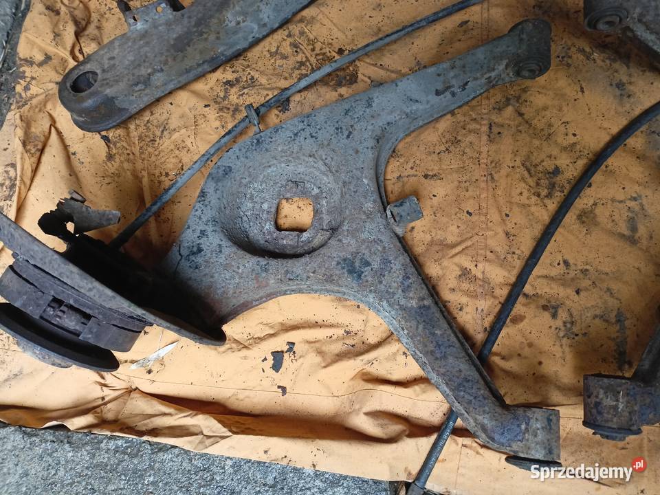 Mercedes W123 beczka wahacze lewy prawy wahacz Skarżysko-Kamienna