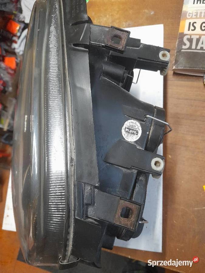 Lampy reflektory przednie ringi golf 4 Częstoborowice