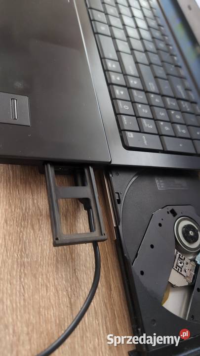 Laptop ASUS B53J łódzkie Tomaszów Mazowiecki