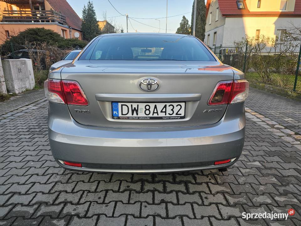 Toyota Avensis manualna Wrocław