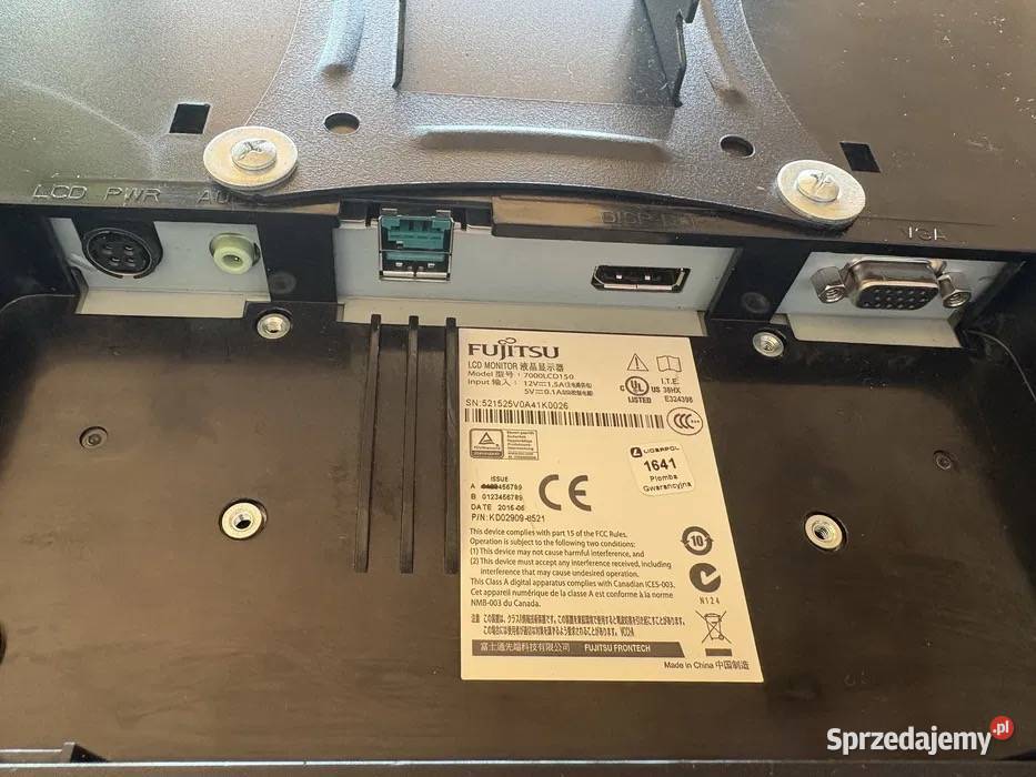 Monitor Fujitsu 7000lcd150 Monitory i projektory Bochnia