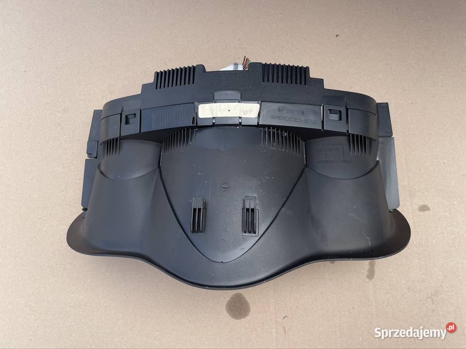 A2035404511 licznik zegary Mercedes c w203 sport sprzedam