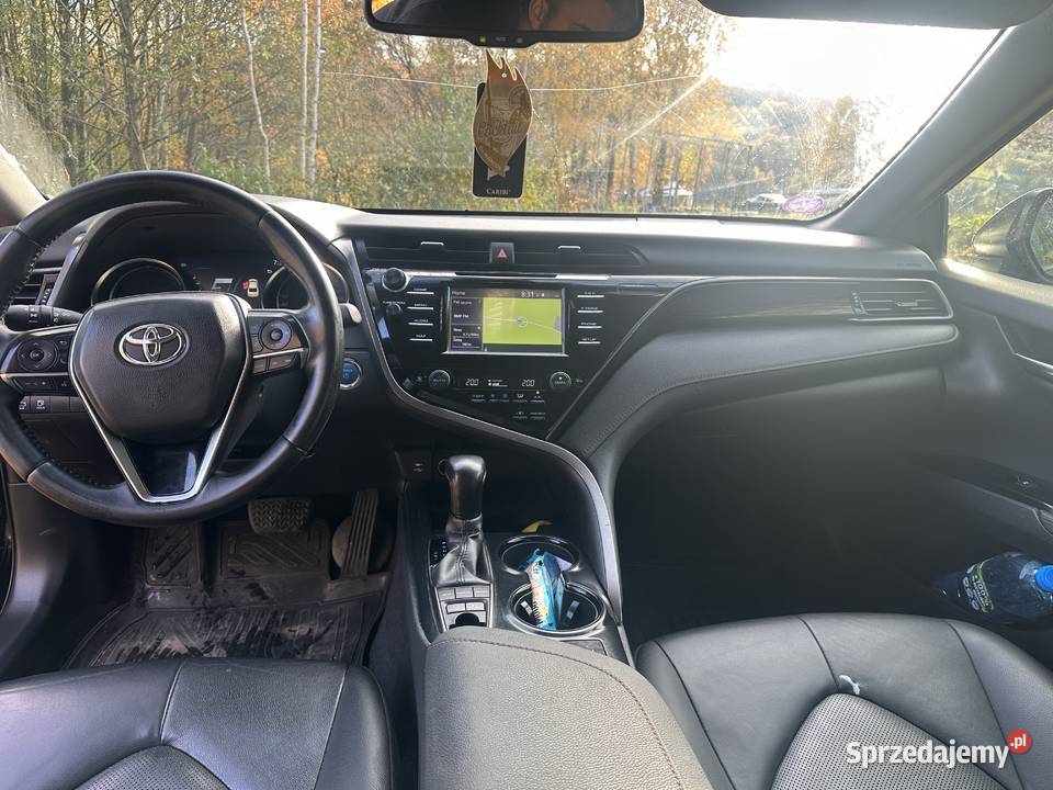 Toyota camry Stobierna