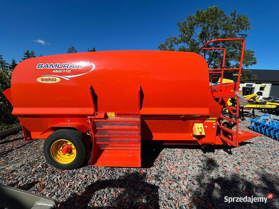 Wóz paszowy Seko SAMURAI 7 450110 nieuszkodzony sprzedam