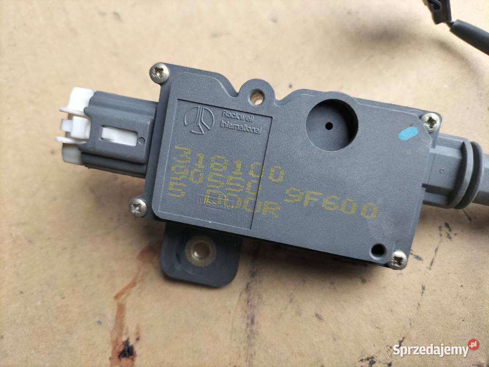 NISSAN PRIMERA P11 LIFT ZAMEK KLAPY BAGAŻNIKA