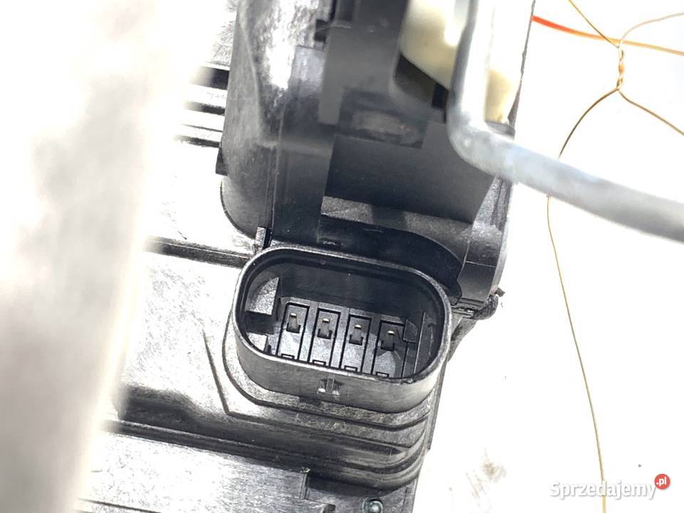 ZAMEK DRZWI LEWY TYŁ MERCEDES GLE SUV Zamki, wkładki i kluczyki