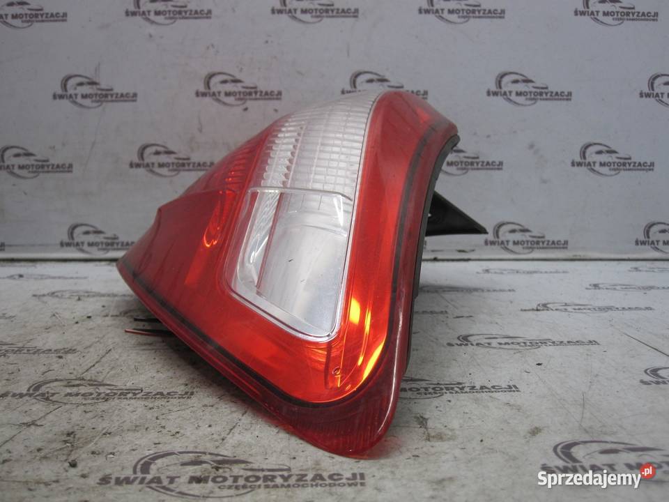 QASHQAI I J10 LIFT 11r lampa prawa tył prawe Kielce