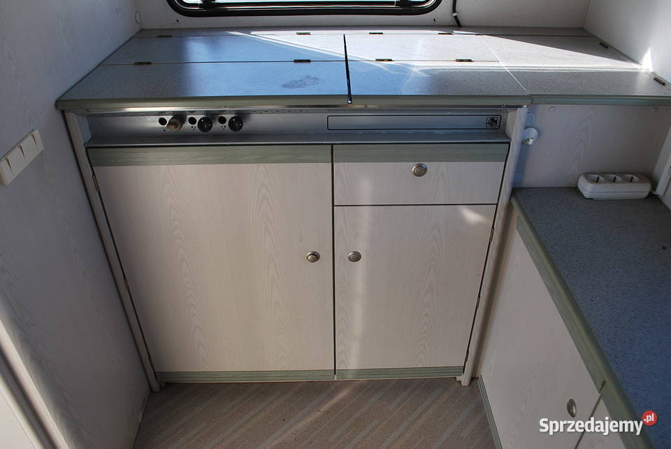 KUCHNIA I MEBLE PRZYCZEPA KEMPINGOWA KNAUS mazowieckie Grzebowilk