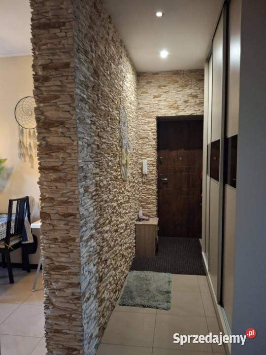 sprzedaży mieszkania 58m2 2 pokoje Zduńska Wola 5000zł/m2