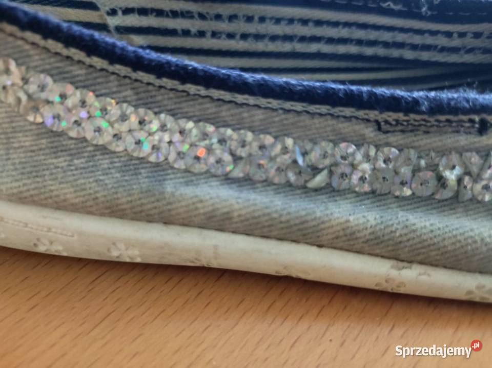 dziewczęce letnie tenisówki z kokardką z 20cm Kielce sprzedam