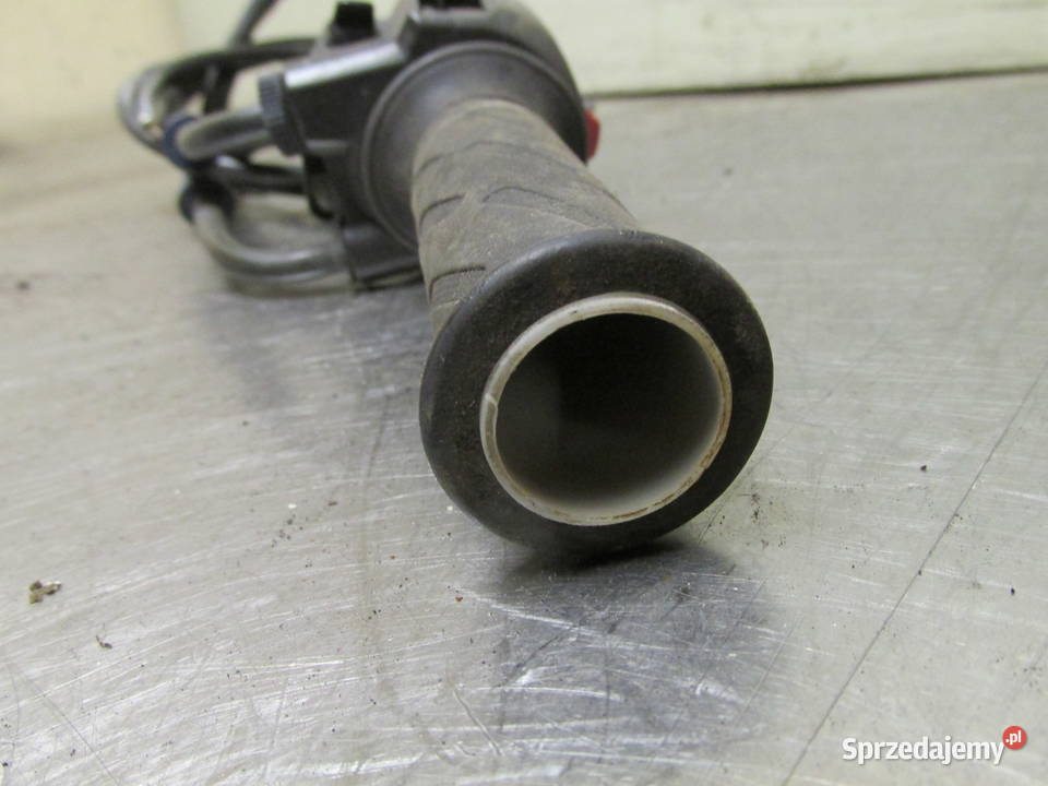 Rolgaz prawy przełącznik Suzuki Burgman 650 03r Sandomierz