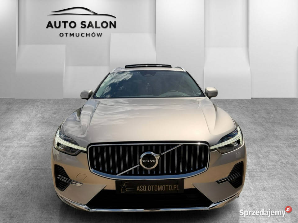 Volvo XC 60 RECHARGE panorama 4x4 kamery 360 acc tempomat