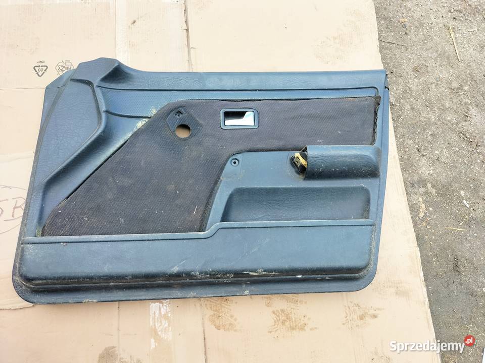 AUDI 80 B3 80B3 80B4 80 B4 BOCZEK DRZWI PRAWY Kamień-Kolonia sprzedam
