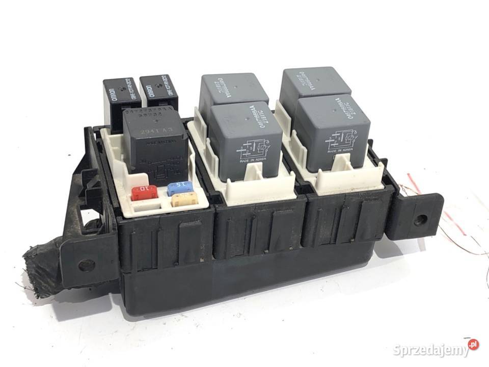 SKRZYNKA BEZPIECZNIKÓW JEEP GRAND CHEROKEE WK